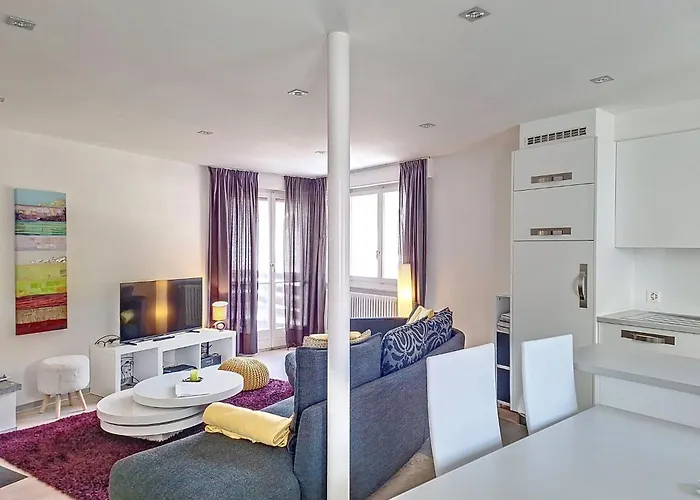 Violettes-vacances B Apt- 429 By Interhome 克莱恩 蒙塔纳